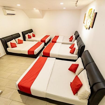 Mary J Hotel Family 10 Pax Room コタバル エクステリア 写真