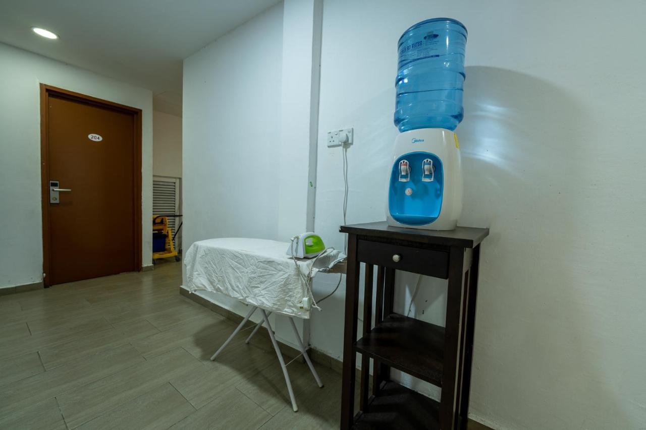 Mary J Hotel Family 10 Pax Room コタバル エクステリア 写真