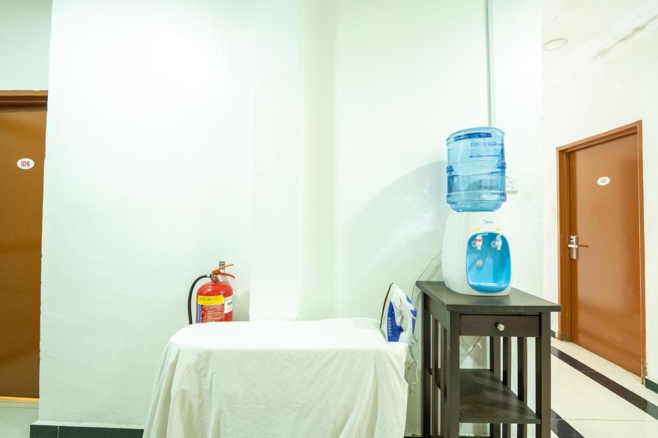 Mary J Hotel Family 10 Pax Room コタバル エクステリア 写真