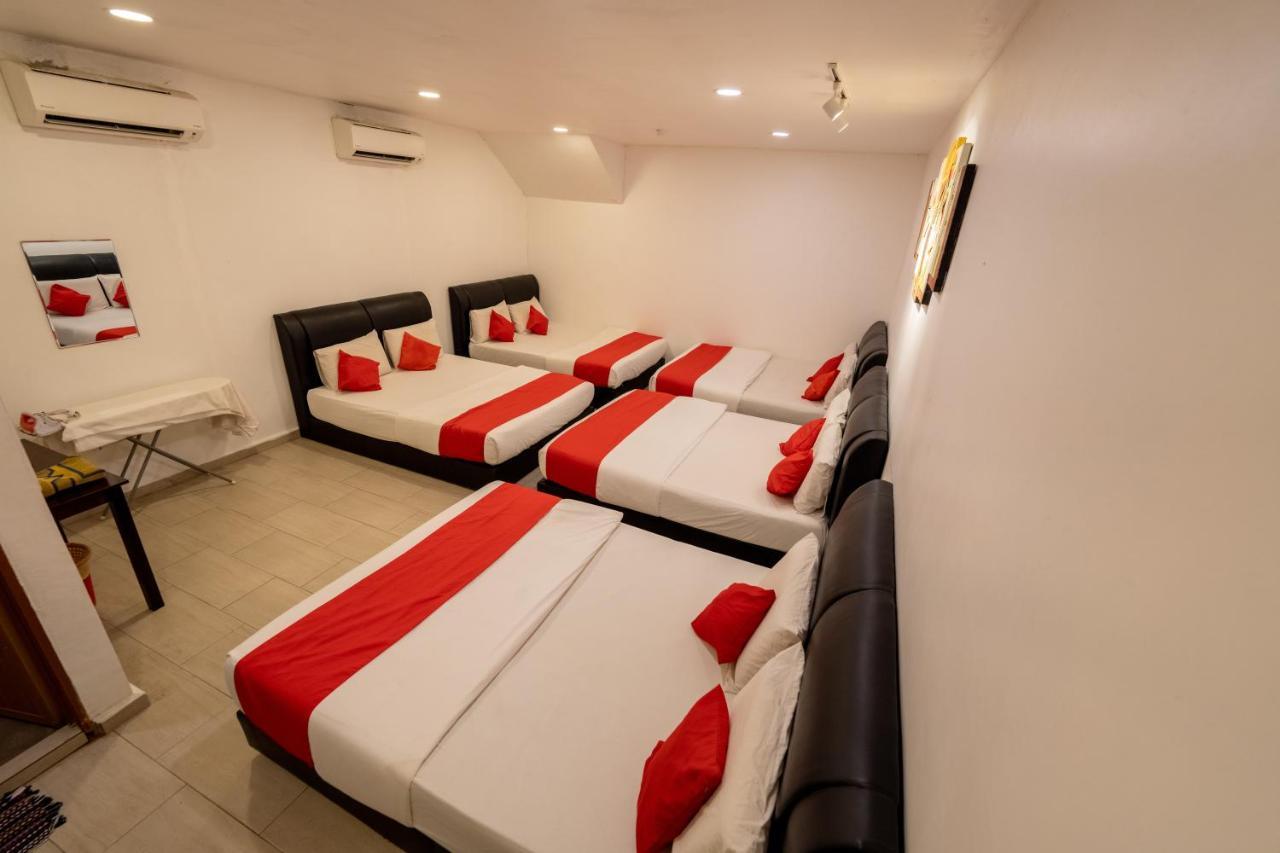 Mary J Hotel Family 10 Pax Room コタバル エクステリア 写真